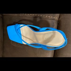 Guess Blue Sandal size 10